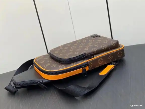 VUITTON AVENUE SLINGBAG LOUIS 0606